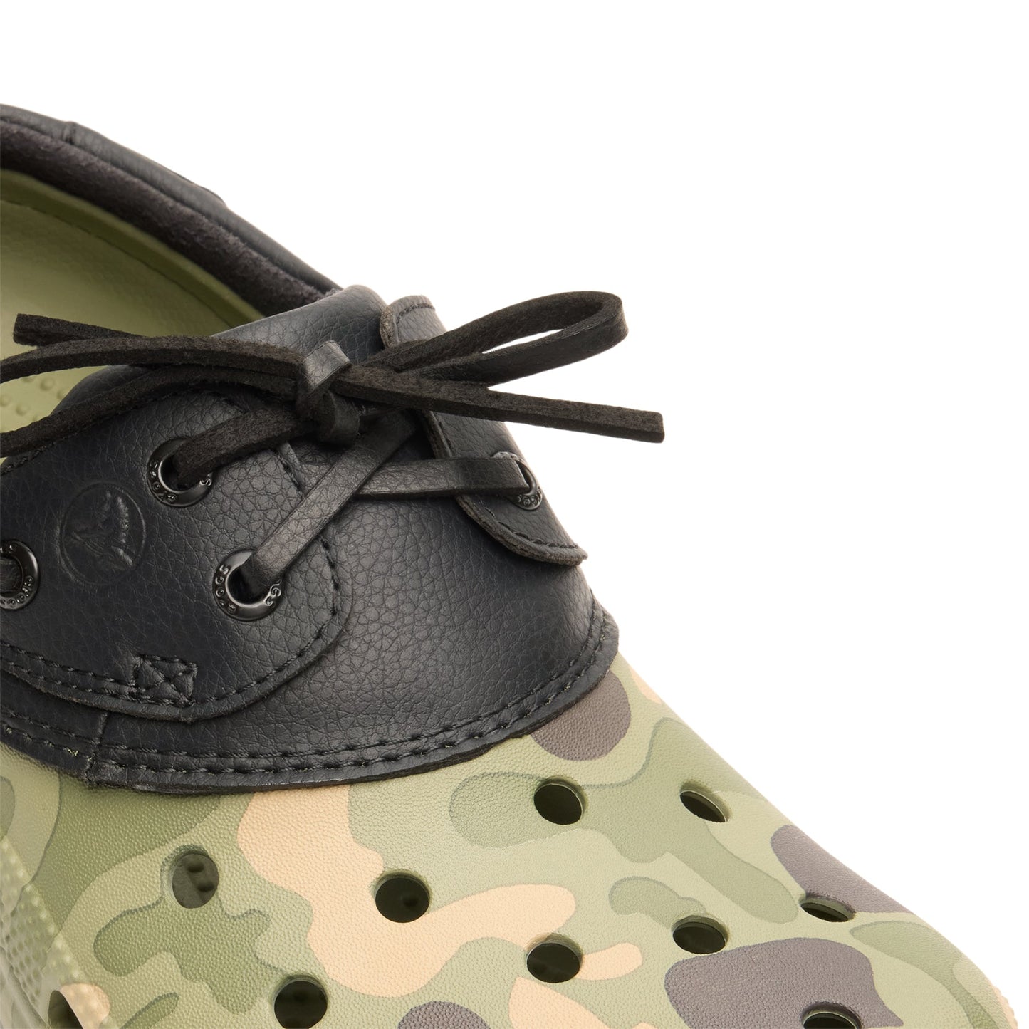 Crocs Classic Duck Camo Boat Shoe (Black/Cargo)