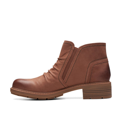 Clarks Hearth Dove 26174239 Womens Brown Nubuck Zipper Ankle & Booties Boots