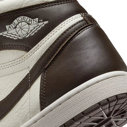 Air Jordan 1 Retro High OG 'Light Madder Root' Women's (2025)