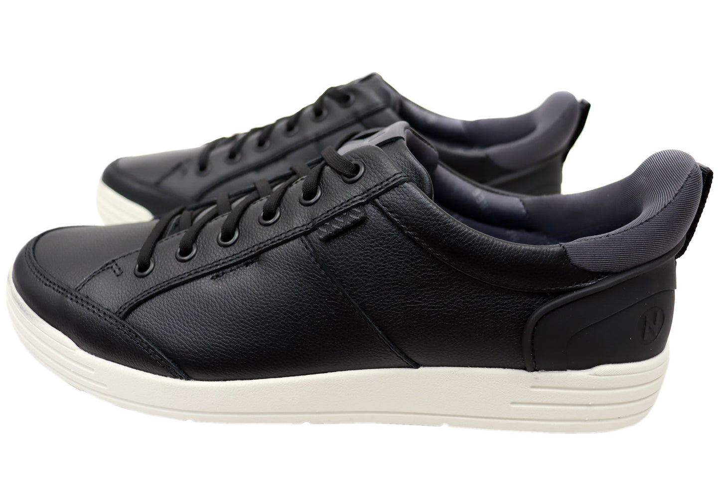 Nunn Bush By Florsheim Mens EE Extra Wide Leather Kore EZ Sneakers