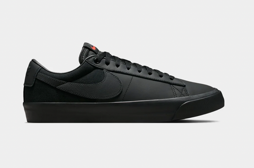 Nike SB - Zoom Blazer Low GT ISO (Black/Black/Black) *SALE